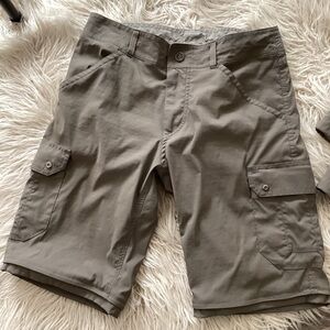 Kuhl Renegrade Convertible Stealth Cargo Pants in Olive 32x34